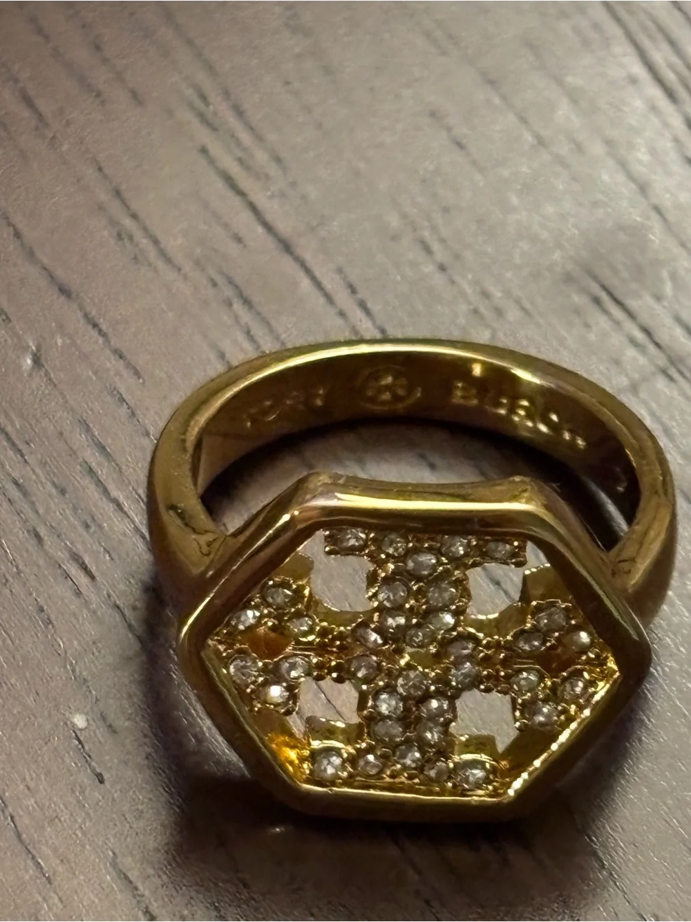 Bnwot Tory Burch Gold-plated Hexagon logo Ring with Clear Stones, size 7